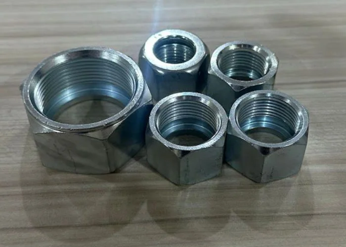 Hydraulic Nuts